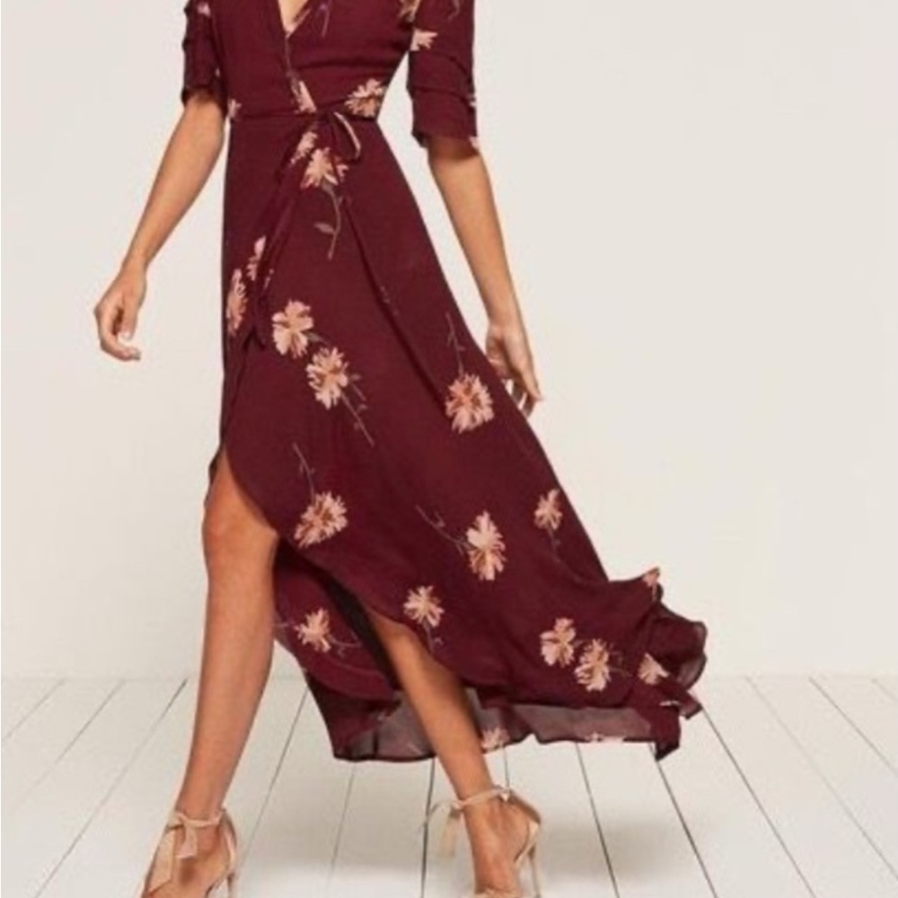 Reformation Lottie Floral Wrap Dress in Auburn size M